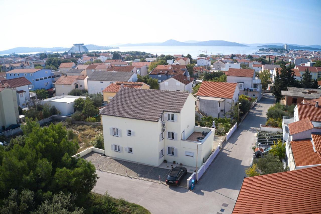 Apartments With A Parking Space Vodice - 6178 Kültér fotó