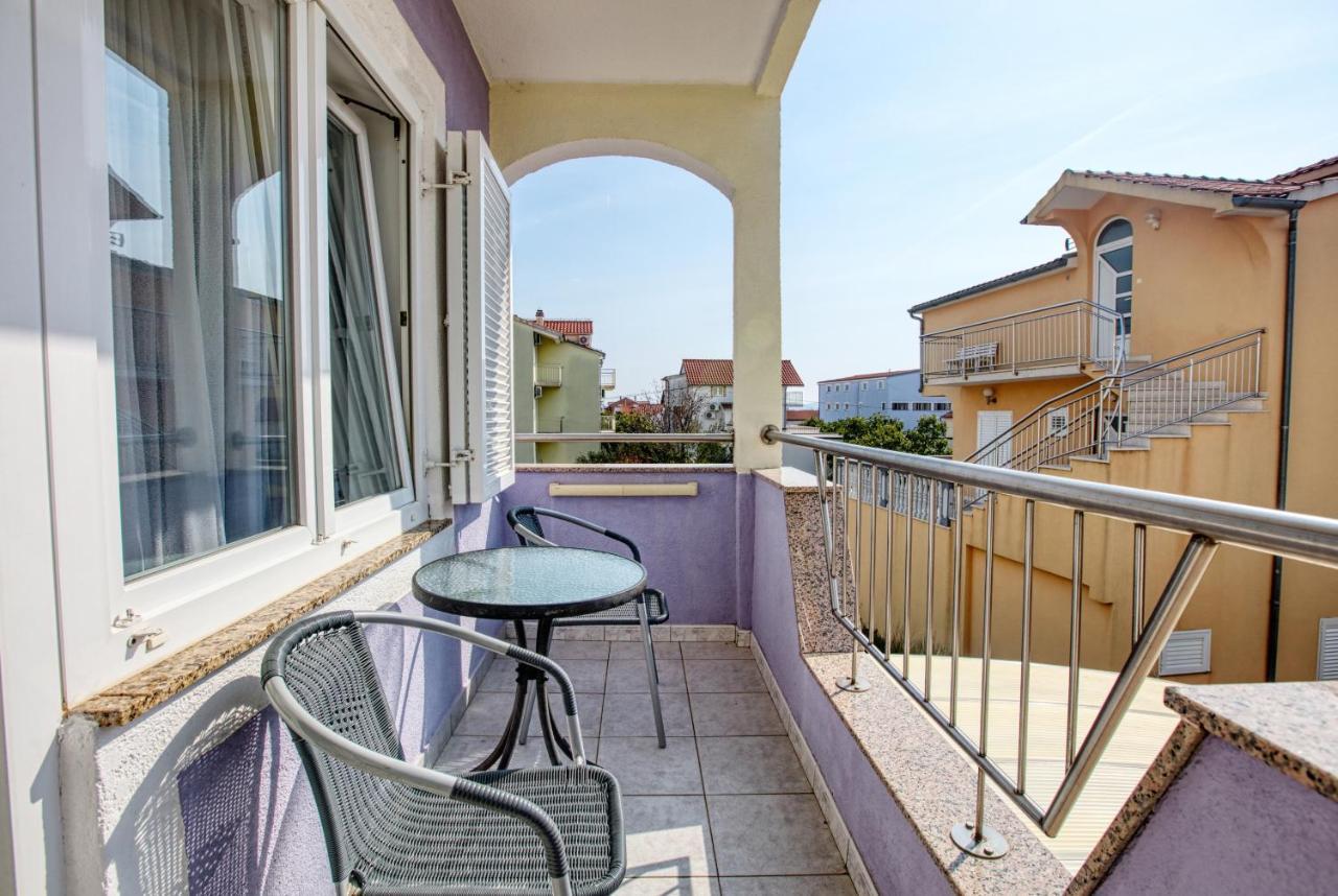 Apartments With A Parking Space Vodice - 6178 Kültér fotó